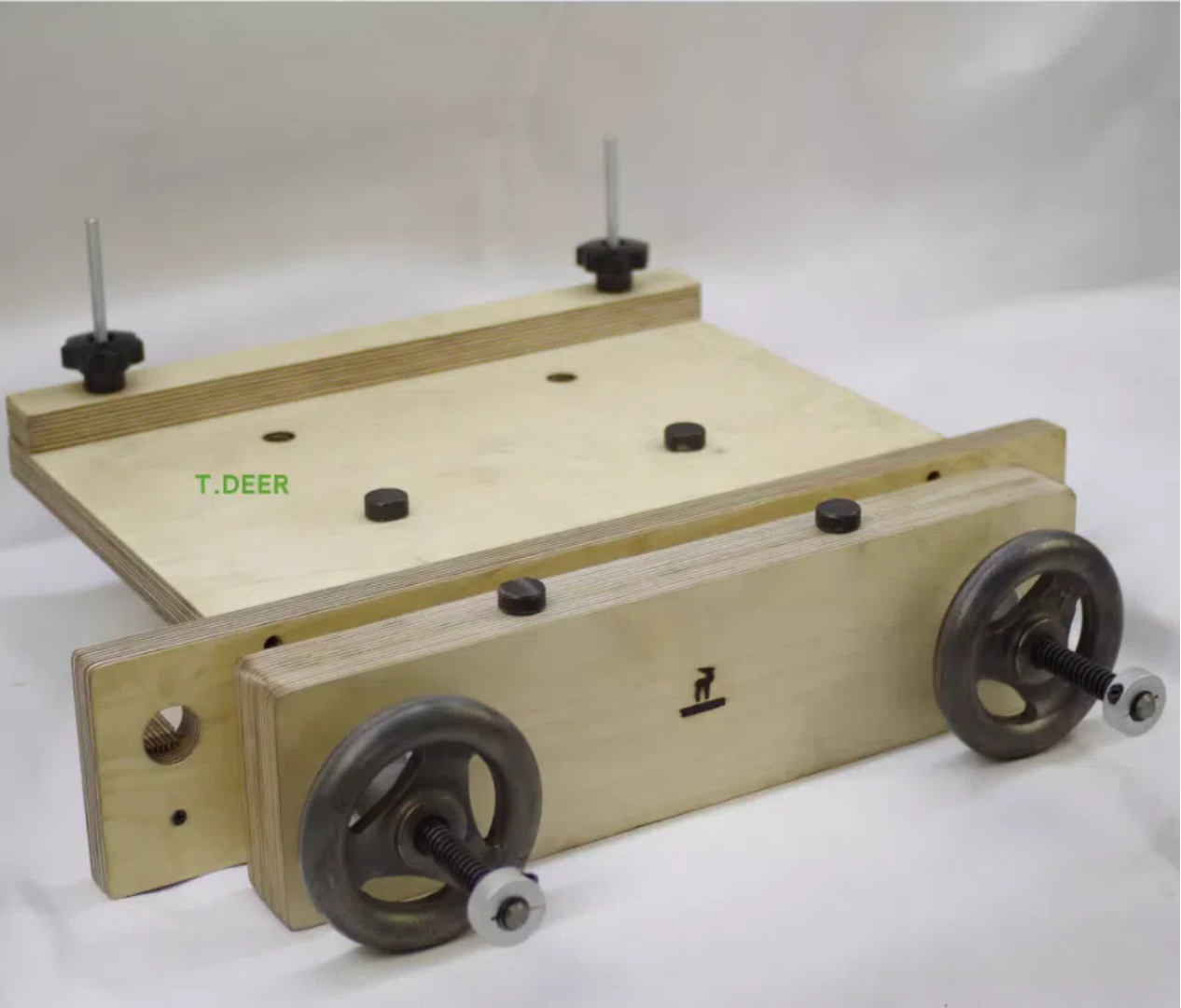 Kompletny przenośny mini stół  – Woodworking Bench Vise recenzja i cena